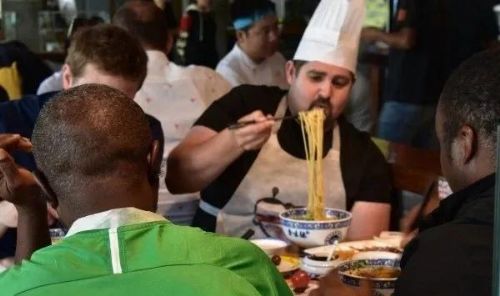 金味德牛肉面加盟