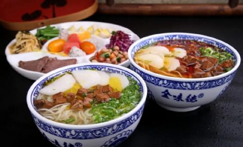 金味德牛肉面加盟